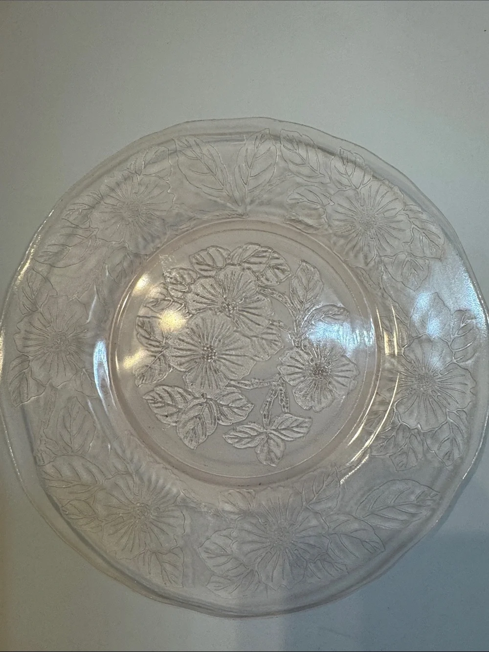vintage macbeth-evan’s pink depression glass 8’ lucheon plates dogwood pattern